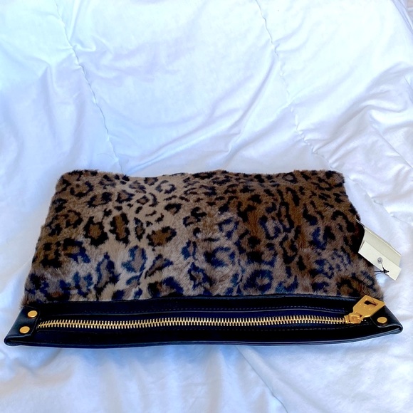 Pull & Bear Clutch Bag - Picture 5 of 10